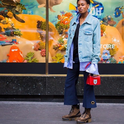 These chunky hiking boots are a perfect fit for the urban jungle (photo c/o @Styledumonde)